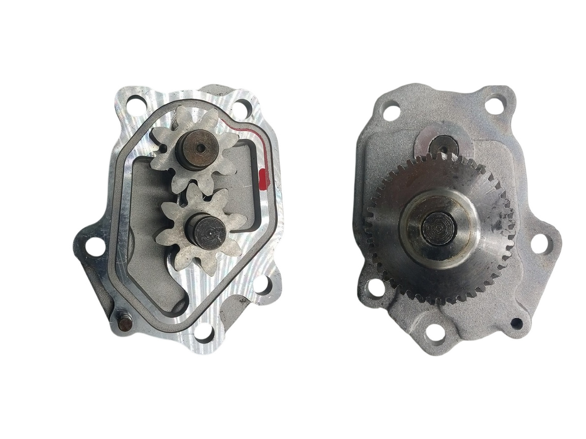 Насос (дв.td25,td27) ол.