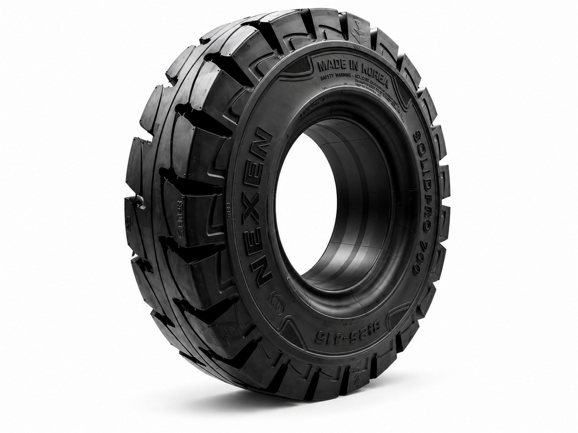 Шина еластична NEXEN SOLIDPRO 700 8.25-15 / 6.50D
