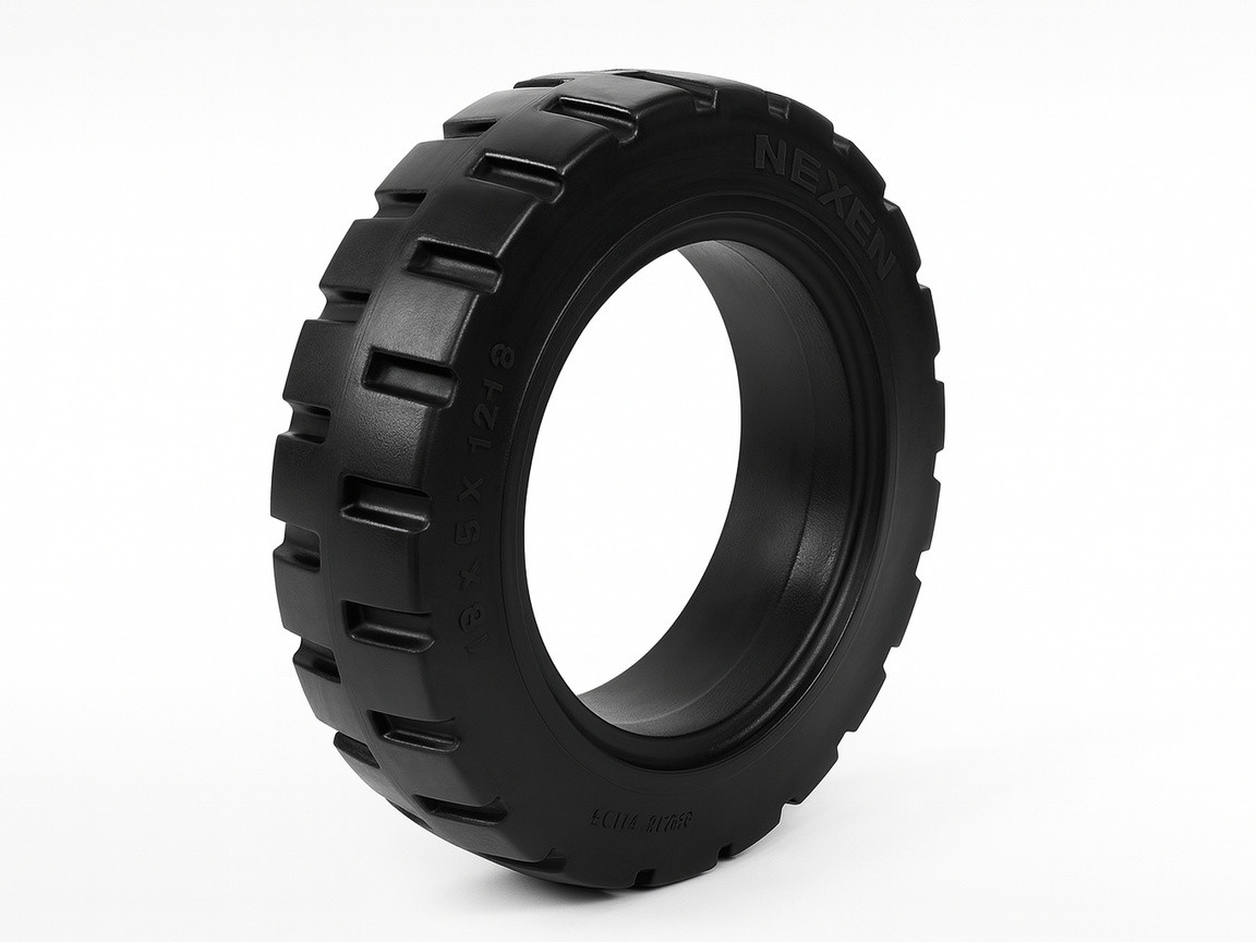 Шина бандажна NEXEN 18x5x12-1/8, з протектором