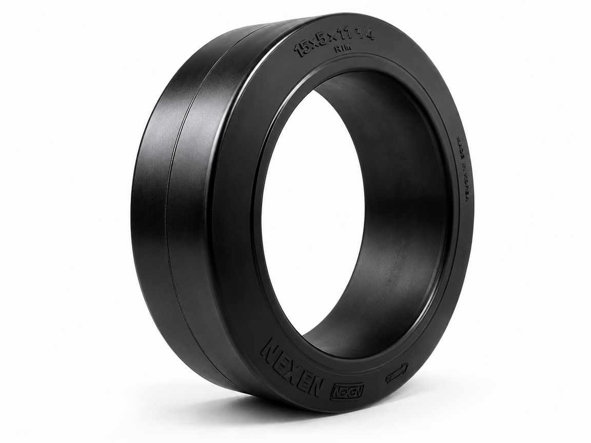 Шина бандажна NEXEN 15x5x11-1/4, гладка